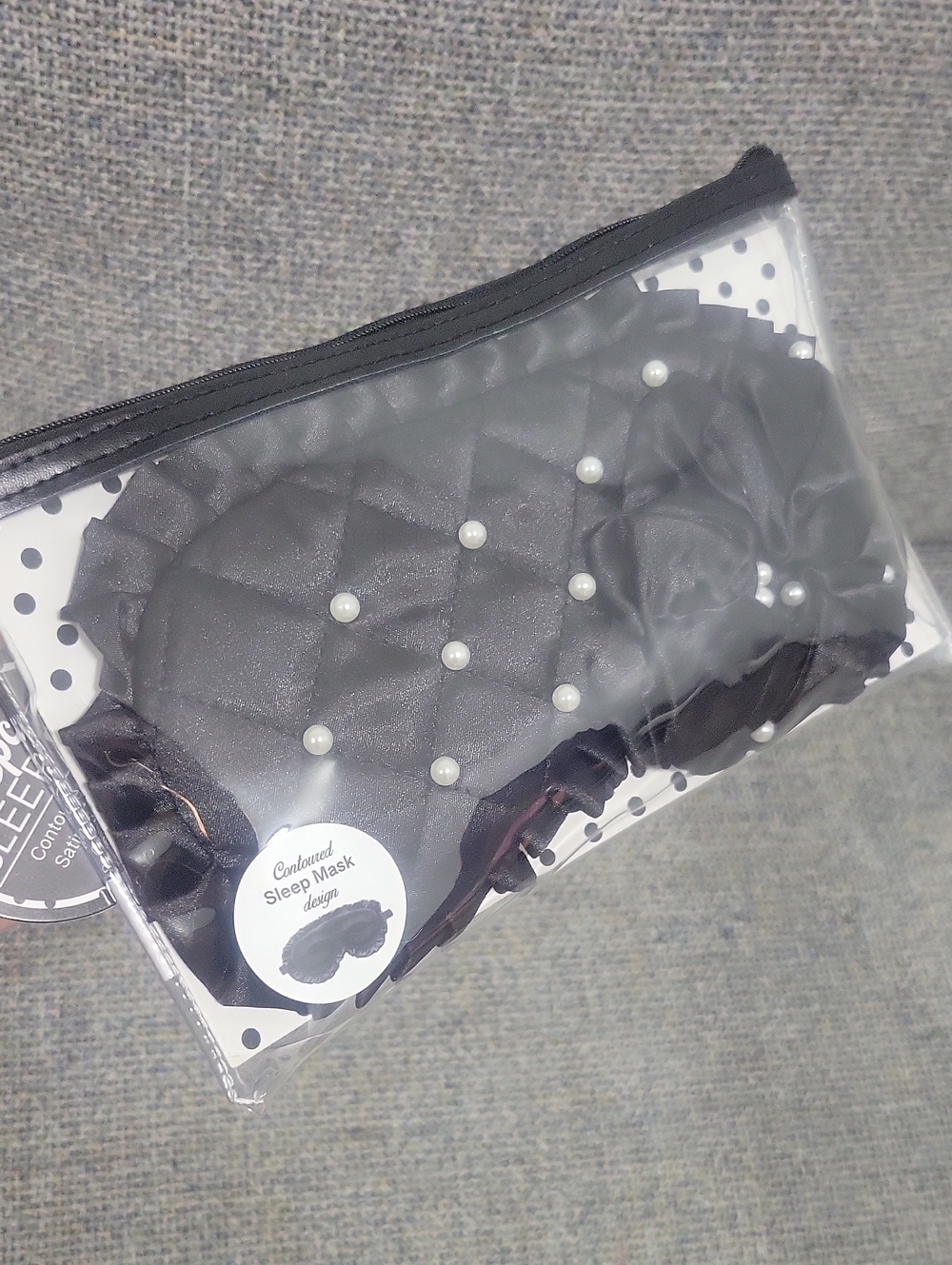 ENVY Luxury Sleep Set (3 Pieces) - Picture 2 of 8